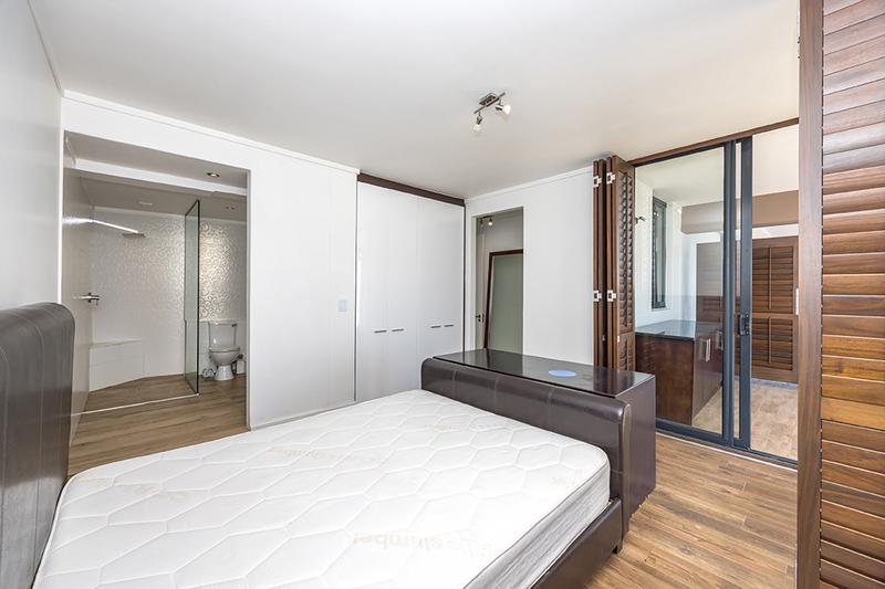 3 Bedroom Property for Sale in Bloubergstrand Western Cape